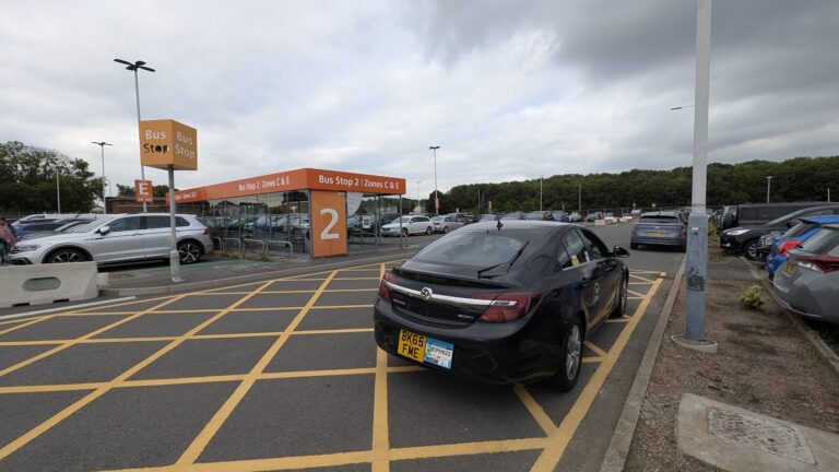 heathrow airport long stay car park