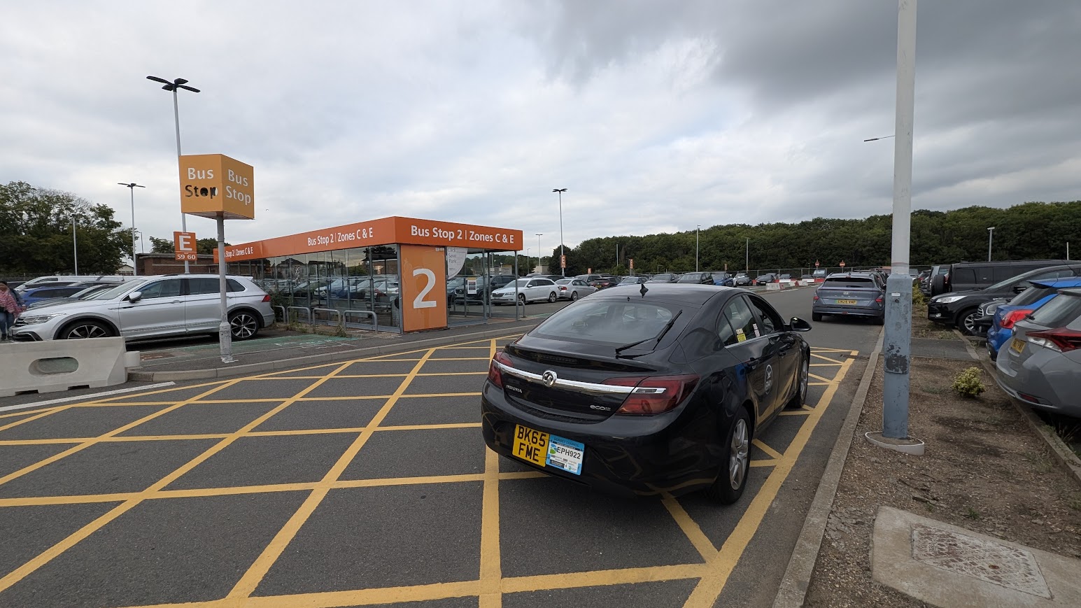 heathrow airport long stay car park
